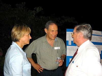  Ilan Yishai and his wife Yael speaking with Kobi 